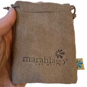 Marahlago jewelry pouch for gift giving / jewelry storage (no jewelry included)